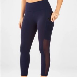 Fabletics Mila Pocket Capri